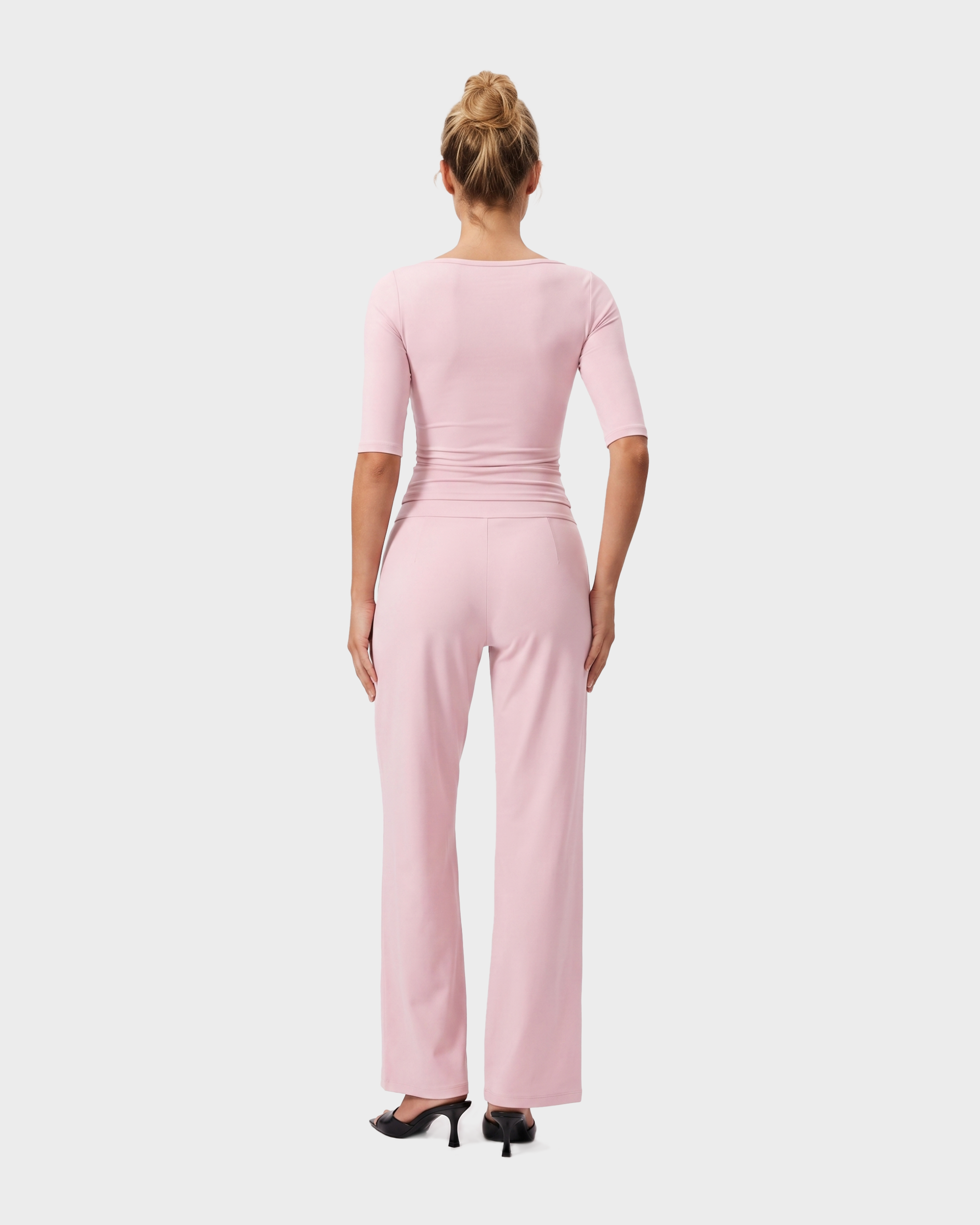Nola Straight Leg Pant