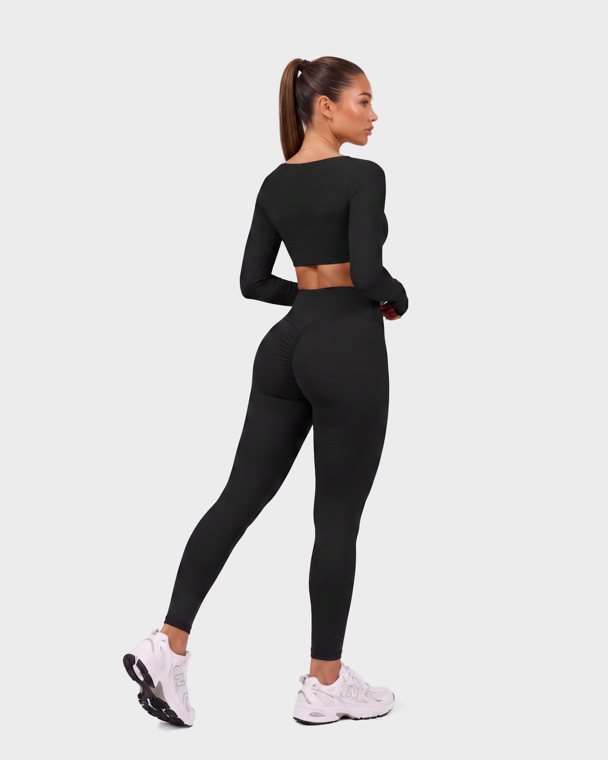 Chelsea Long Sleeve Crop Top