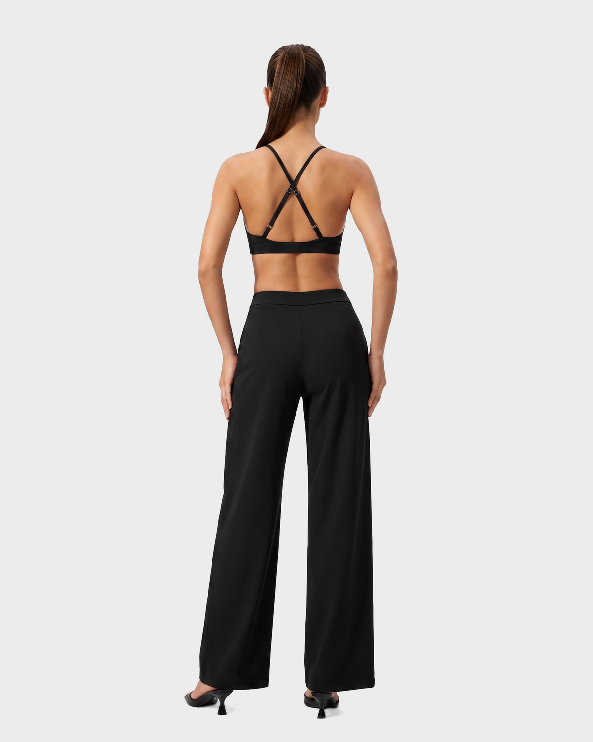 Nola Sports Bra & Straight Leg Pant Set - Black