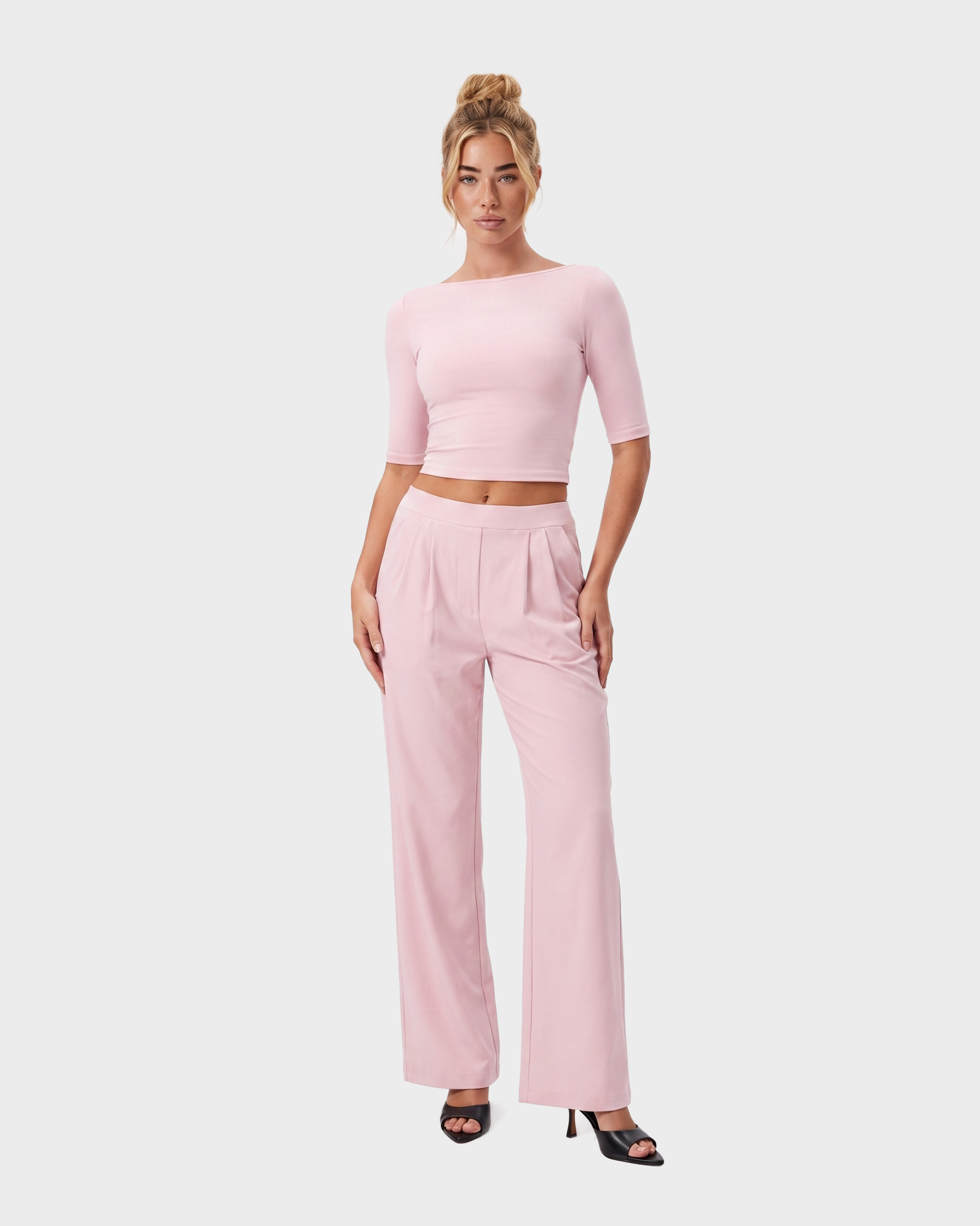 Nola Straight Leg Pant