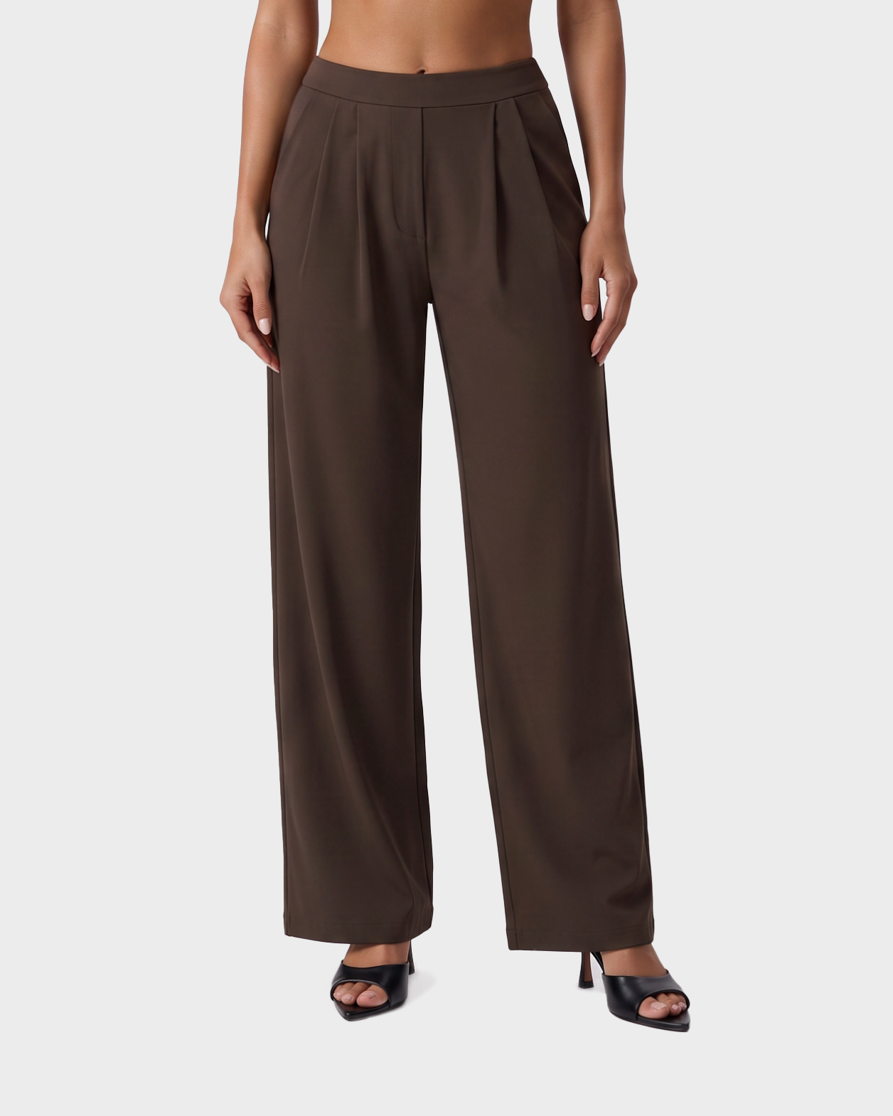 Nola Straight Leg Pant